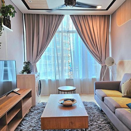 De Apartment Sky At Klcc Куала-Лумпур Экстерьер фото
