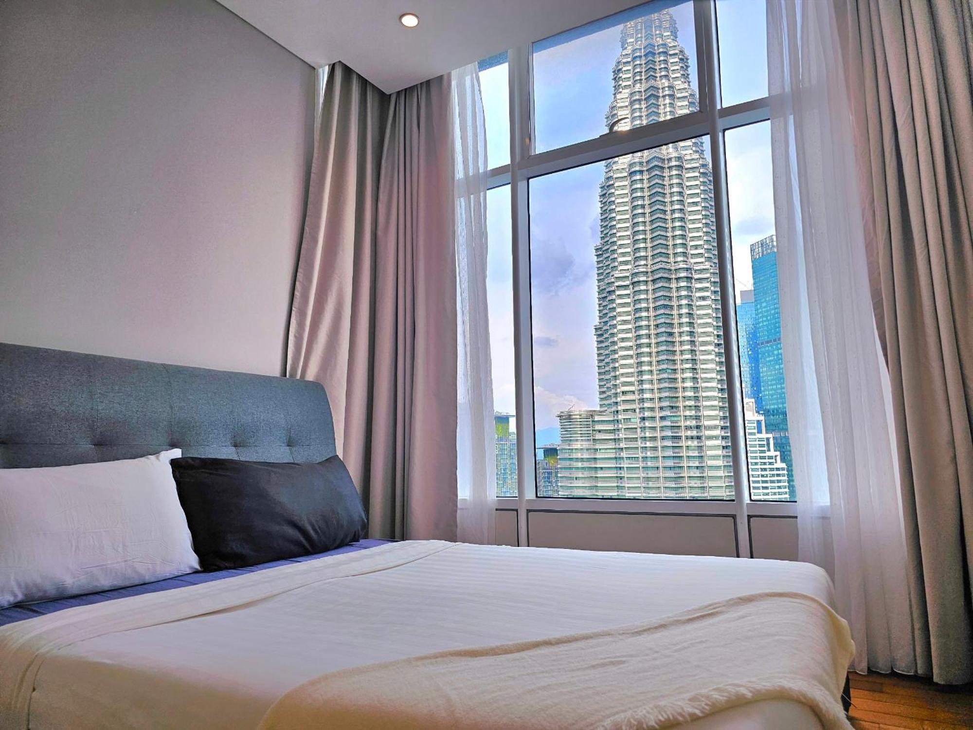 De Apartment Sky At Klcc Куала-Лумпур Экстерьер фото