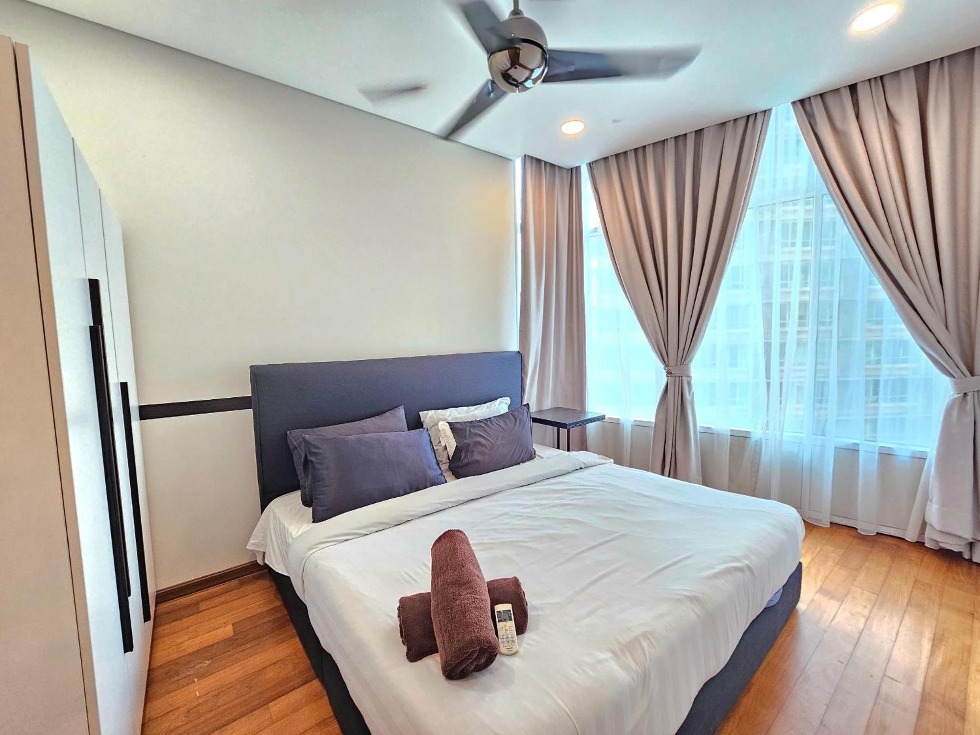 De Apartment Sky At Klcc Куала-Лумпур Экстерьер фото